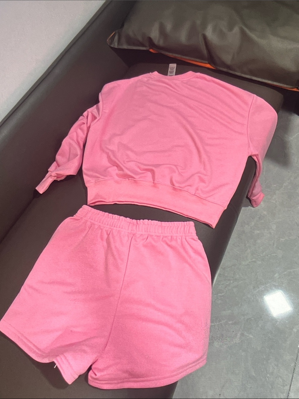 ALO Yoga Pink Cropped Sweatshirt & Drawstring Shorts Set Size M - Picture 2 of 11